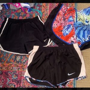 Nike shorts size small
